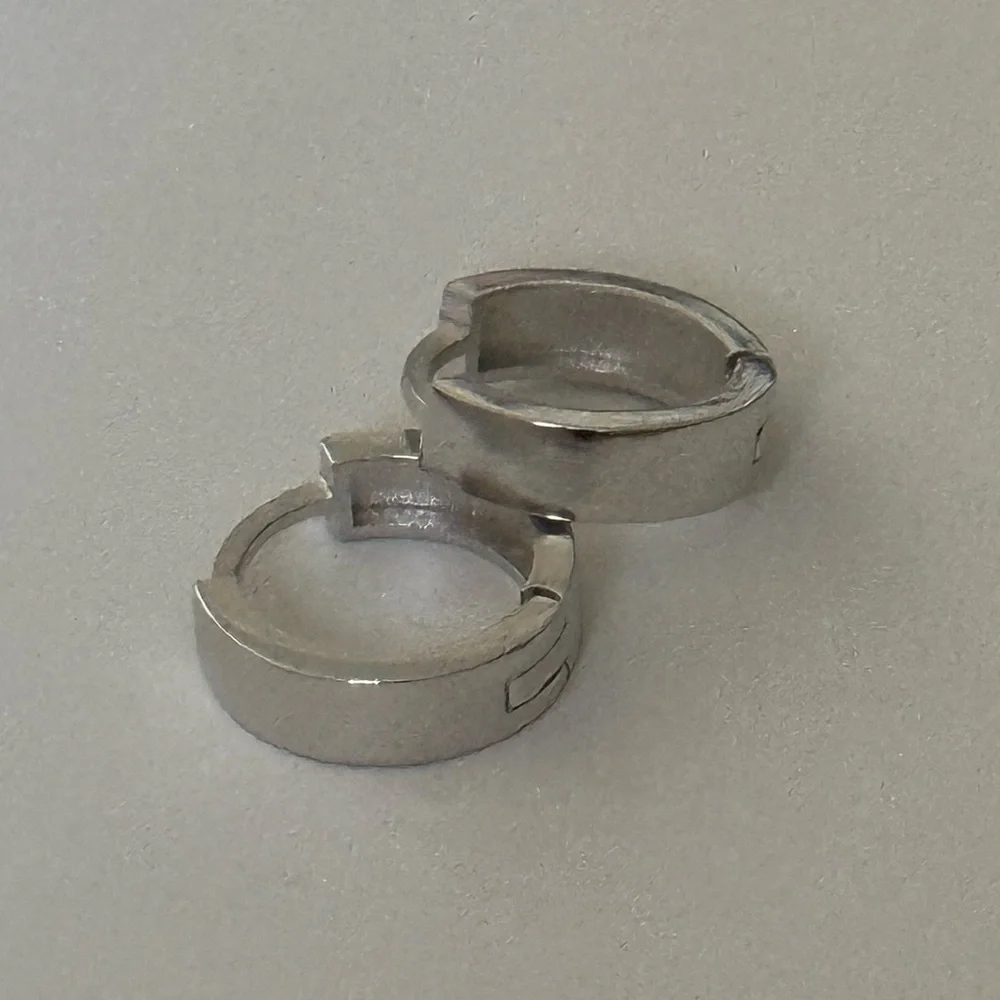 925 Silver 3mm wide earrings round hoops unisex